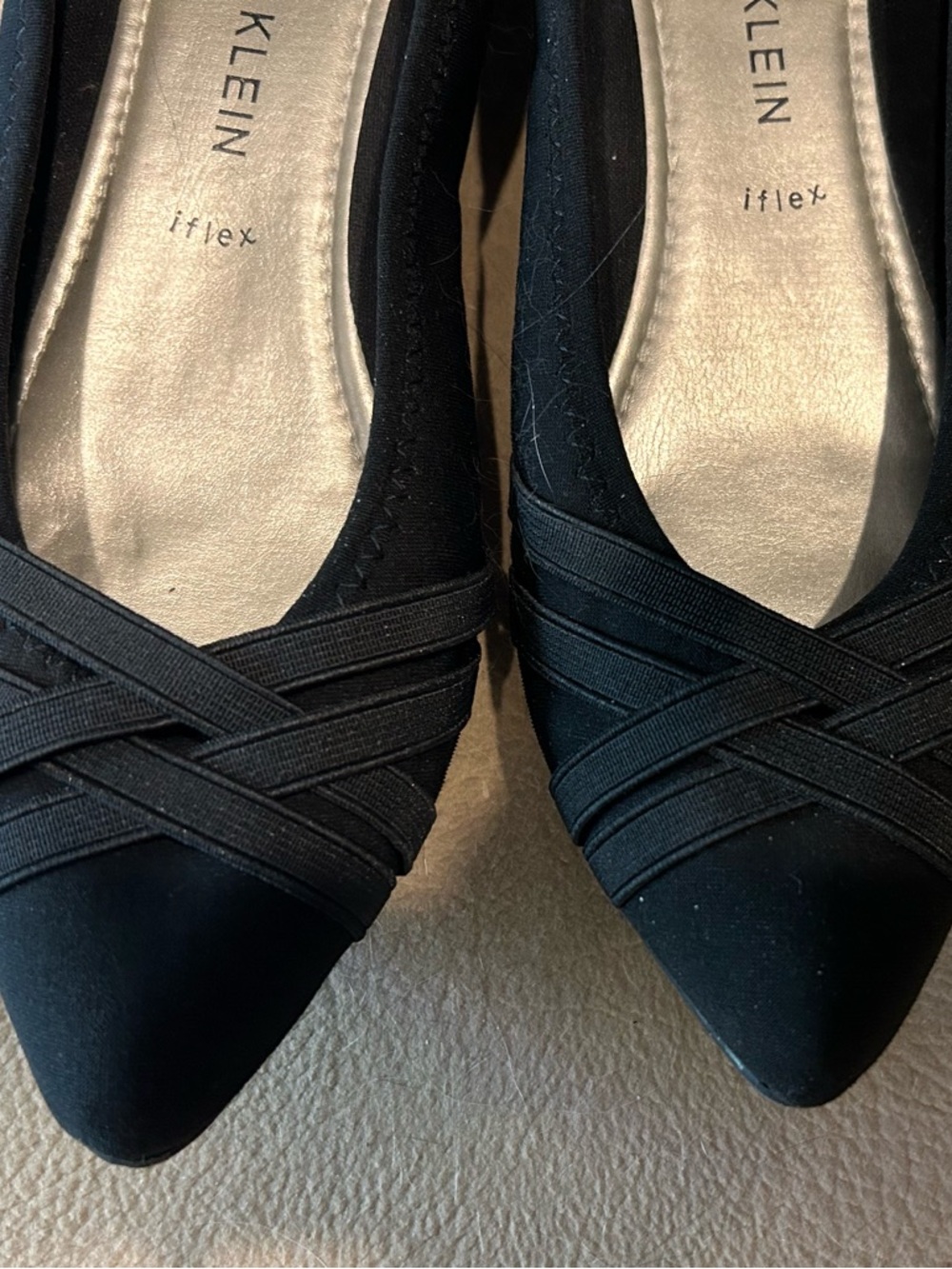 Calvin Klein Black Pointed-Toe Iflex Cross-Strap Flats